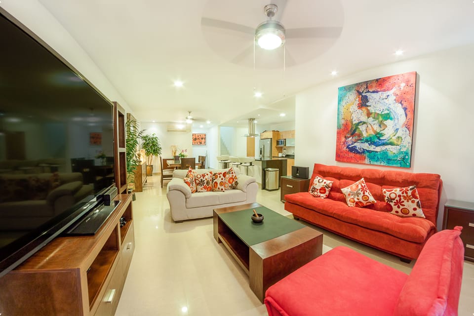 Apartment, 2 Bedrooms | Living room | Flat-screen TV