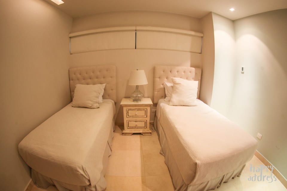 Apartment, 3 Bedrooms | 3 bedrooms, in-room safe, free WiFi, bed sheets
