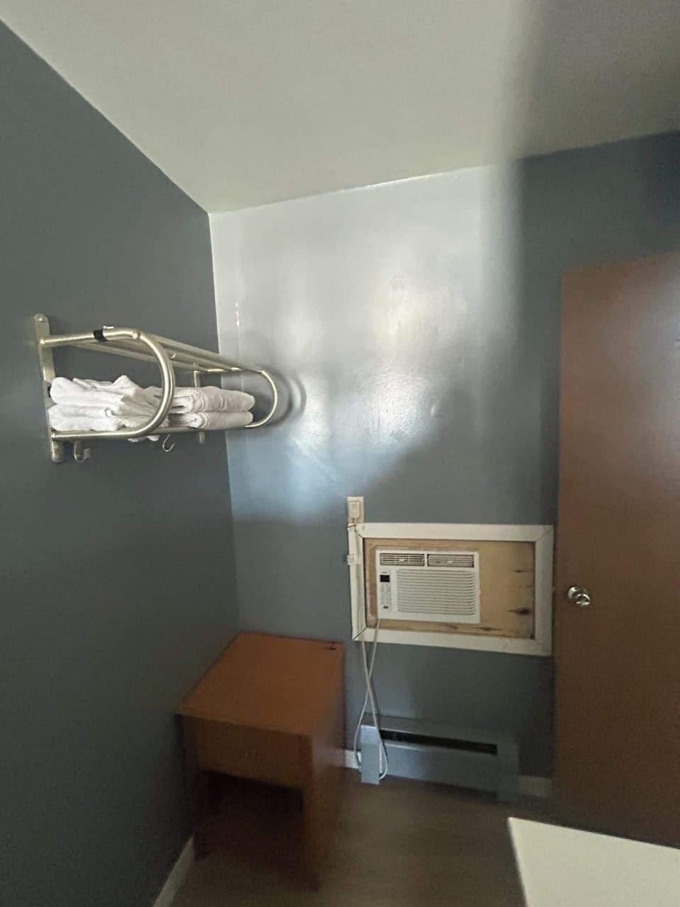 Individually furnished, blackout drapes, free WiFi, bed sheets