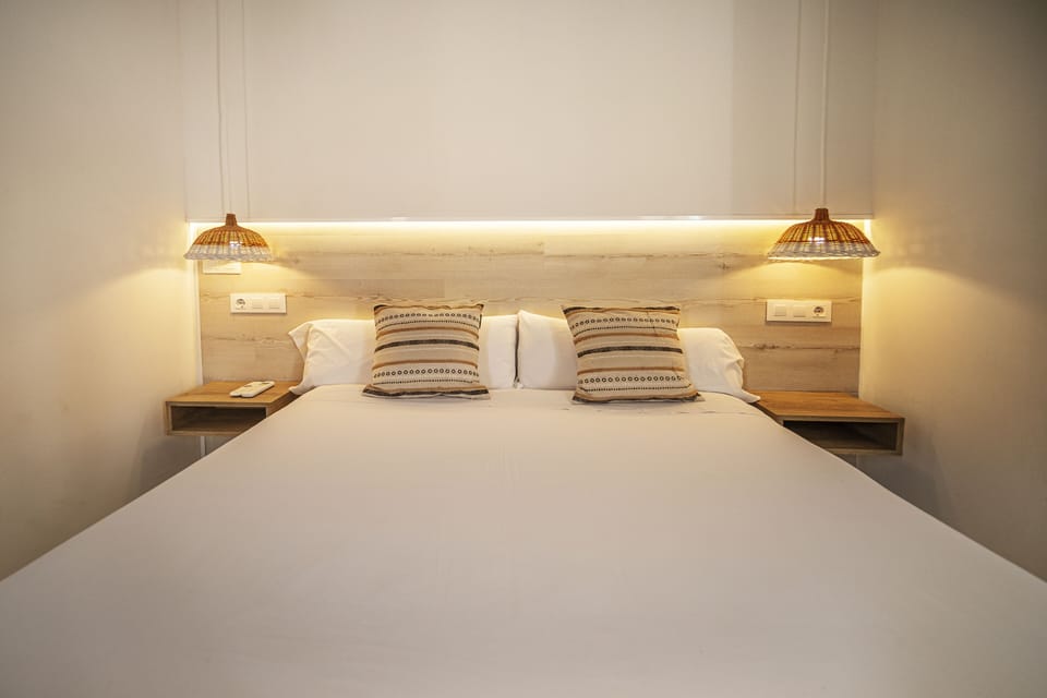 Standard Double Room, Non Smoking | 1 bedroom, down comforters, WiFi (free), individually decorated