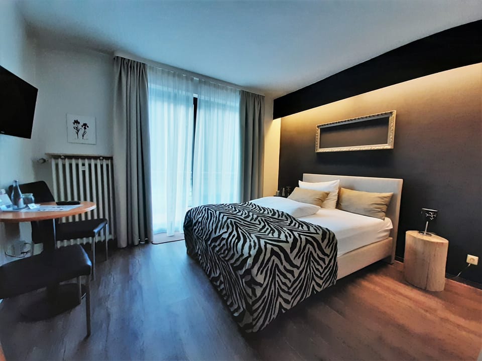 Single Room | Desk, free WiFi, bed sheets