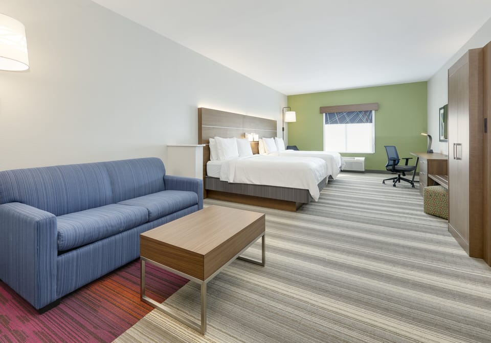 In-room safe, desk, iron/ironing board, WiFi (free)
