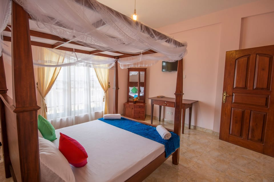 Standard Double Room | Free WiFi