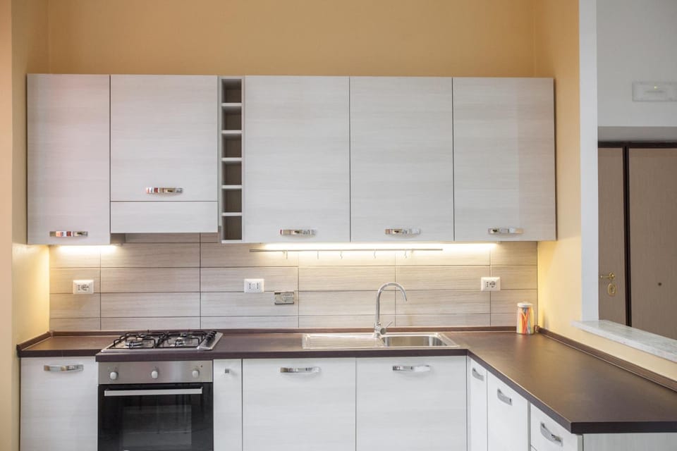 Coffee/tea maker, electric kettle