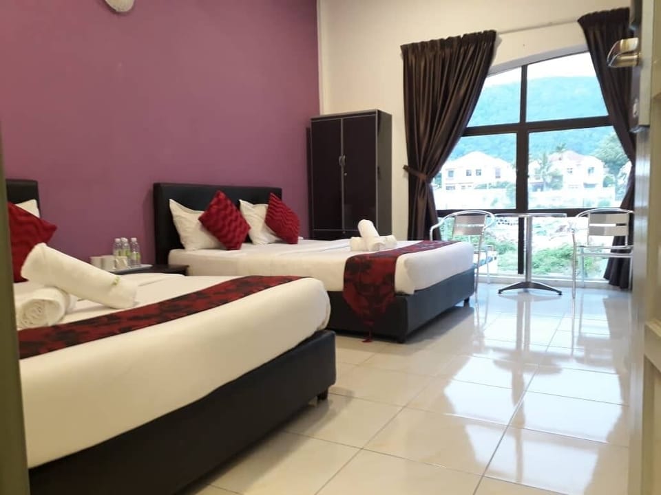 Family Room, Balcony (With Window) | Desk, blackout drapes, iron/ironing board, free WiFi