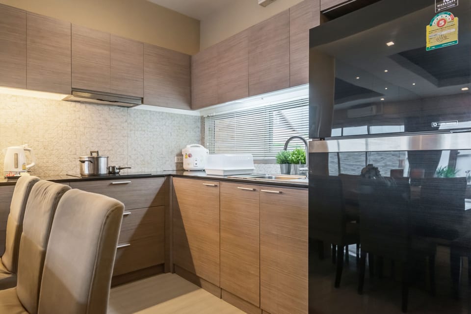 3-Bedroom Pool Villa   | Private kitchen | Full-size fridge, microwave, stovetop, cookware/dishes/utensils