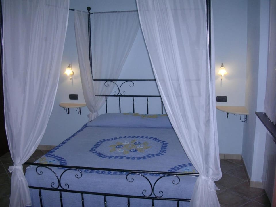 Desk, iron/ironing board, free cribs/infant beds, free WiFi