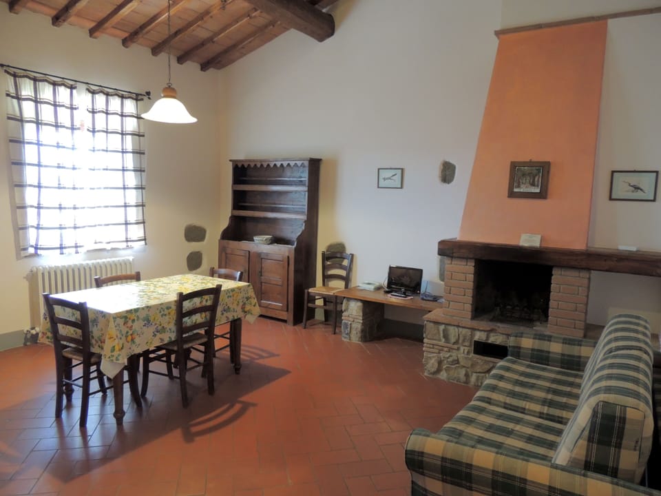 Condo, Private Bathroom, Hill View (Il Bosco) | Living room | Flat-screen TV, fireplace