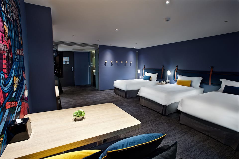 Deluxe Triple Room, 3 Twin Beds | In-room safe, free cribs/infant beds, free WiFi, bed sheets