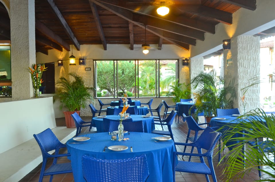 Cabo Blanco Hotel & Marina Hotel in Barra de Navidad