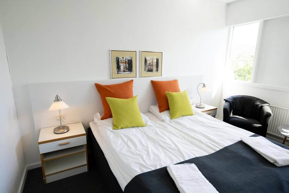 Standard Room | Desk, free WiFi, bed sheets, alarm clocks