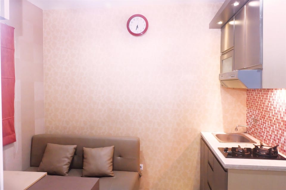 Room | Living area | TV