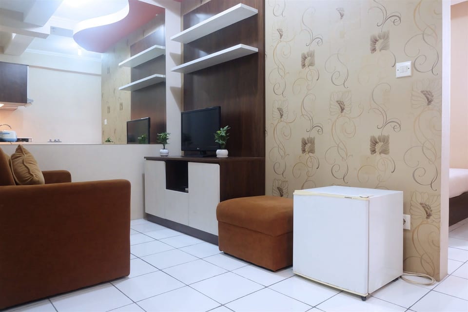 Room | Living area | TV
