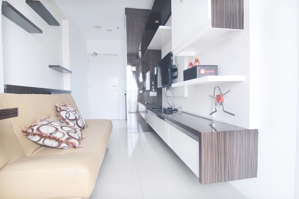 Room | Living area | TV