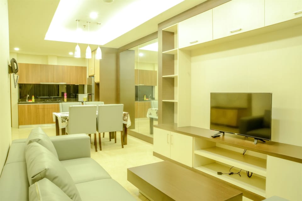 Room | 2 bedrooms, desk, WiFi (free), bed sheets