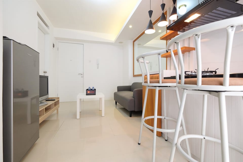 Room | Living area | TV