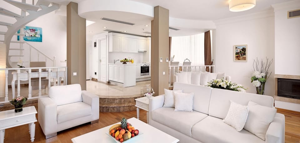 Villa Swim Up | Living area | 32-inch LCD TV with satellite channels, TV