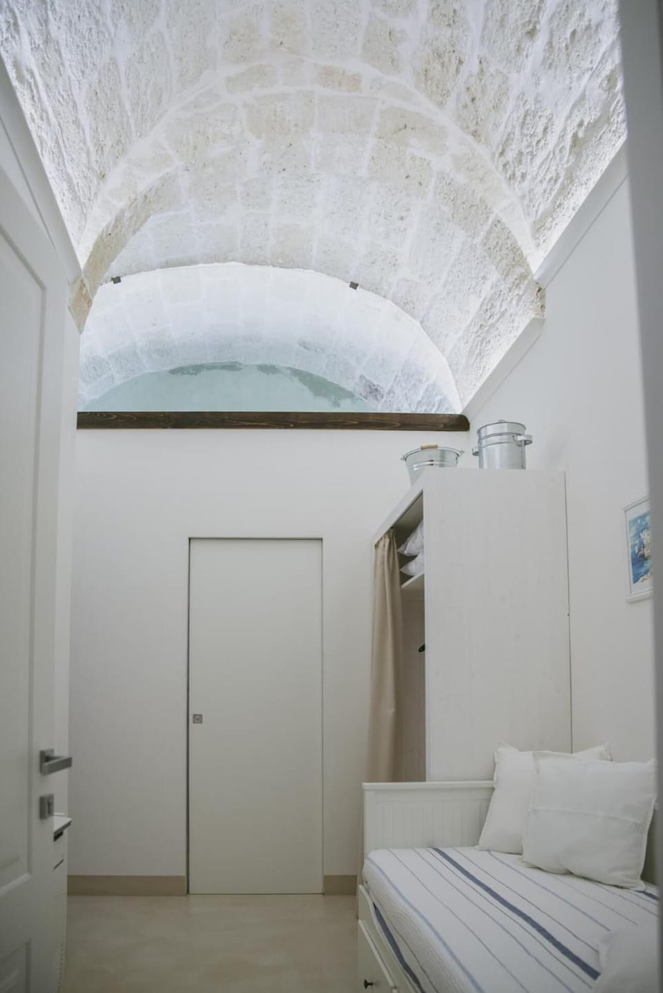Standard Apartment | Free WiFi, bed sheets