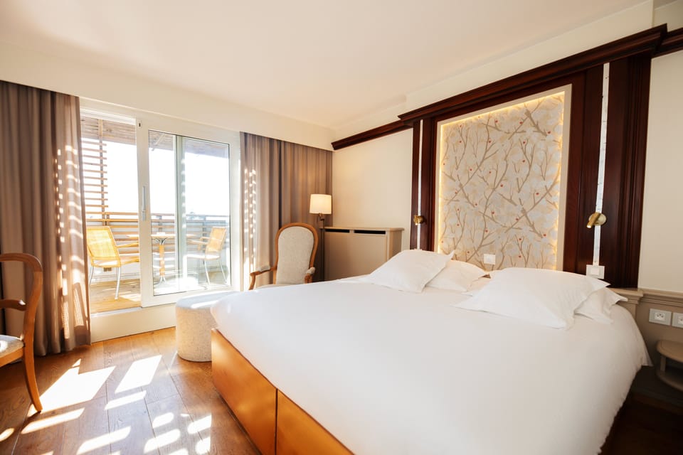 Comfort Double Room | Minibar, in-room safe, desk, WiFi (free)