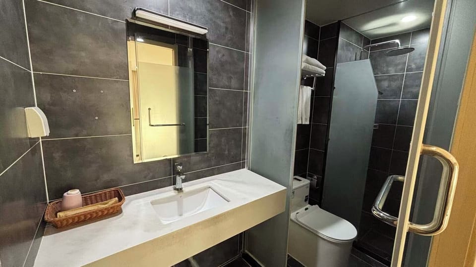 Signature Double Room | Bathroom | Free toiletries, hair dryer, slippers, towels