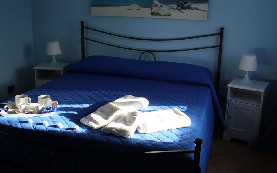Classic Double Room | Premium bedding, desk, cribs/infant beds, free WiFi