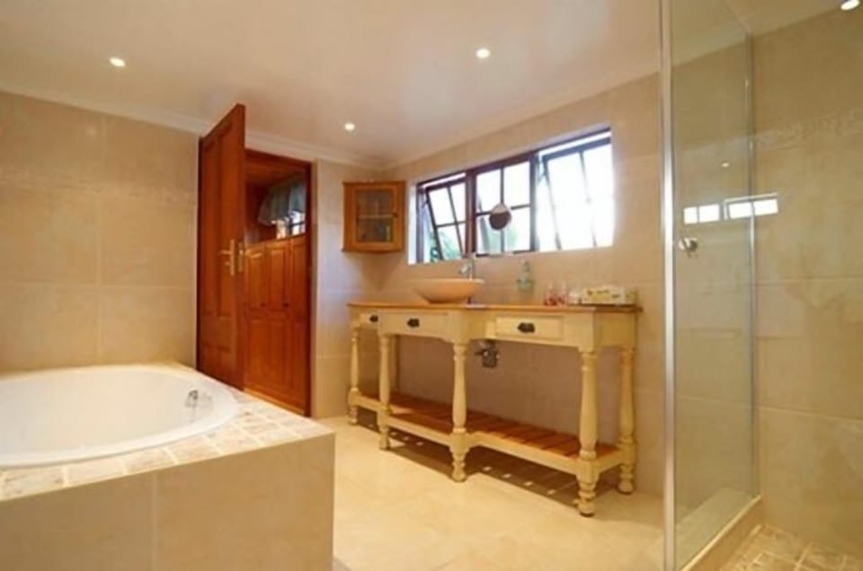 Sacred Mountain Lodge Bed and Breakfast in Cape Town