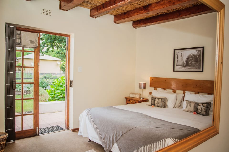 Hadida Budget Double / Twin Room - Street View  | Terrace/patio