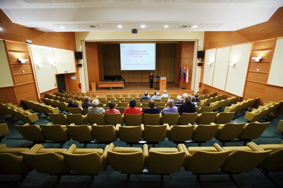 Meeting facility
