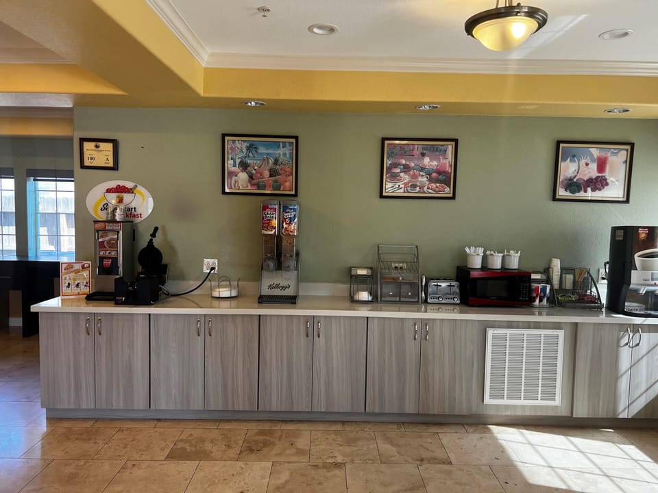 Free daily on-the-go breakfast