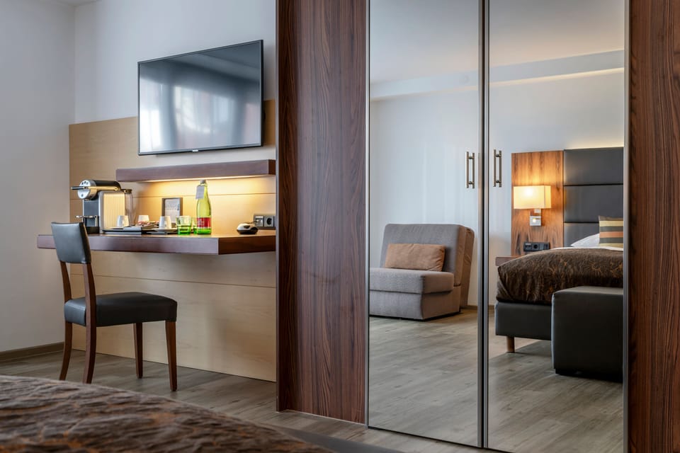 Junior Suite, Terrace | Premium bedding, minibar, in-room safe, desk