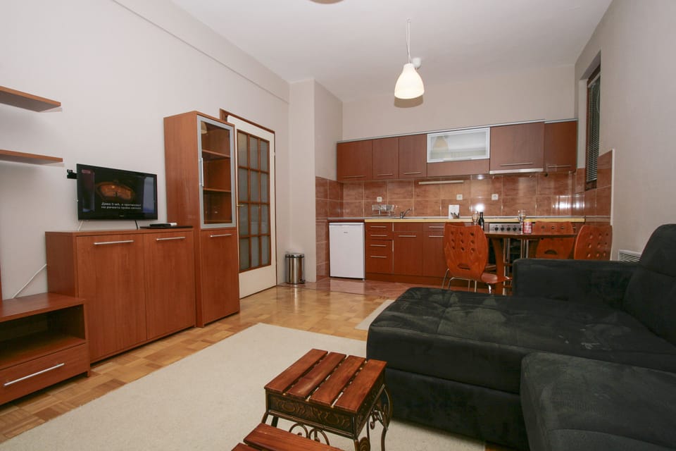 Apartment for 4 people | Premium bedding, minibar, in-room safe, desk