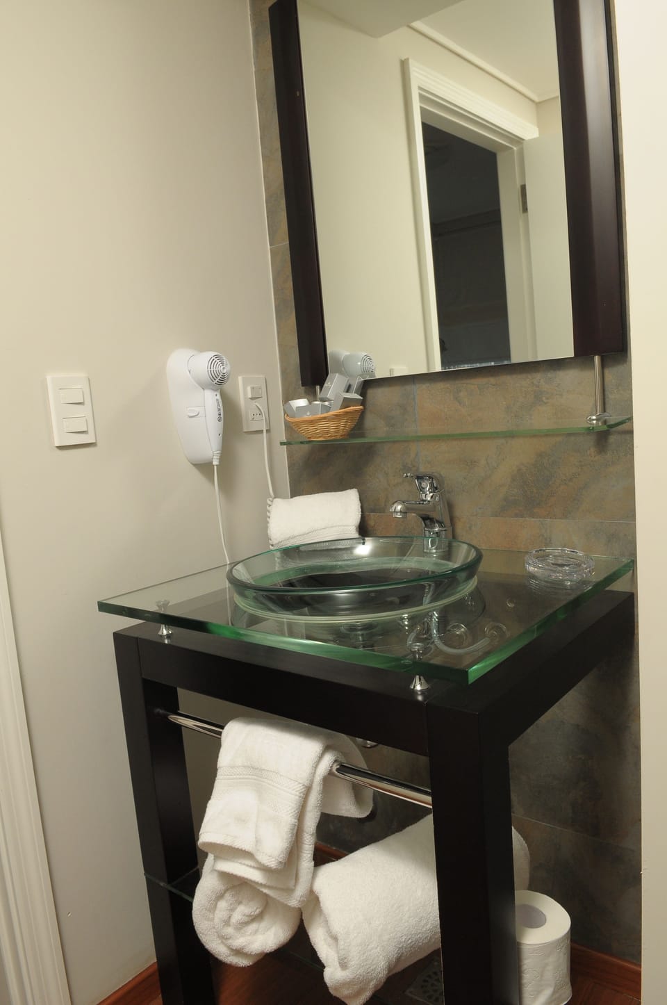Premium bedding, minibar, in-room safe, individually furnished