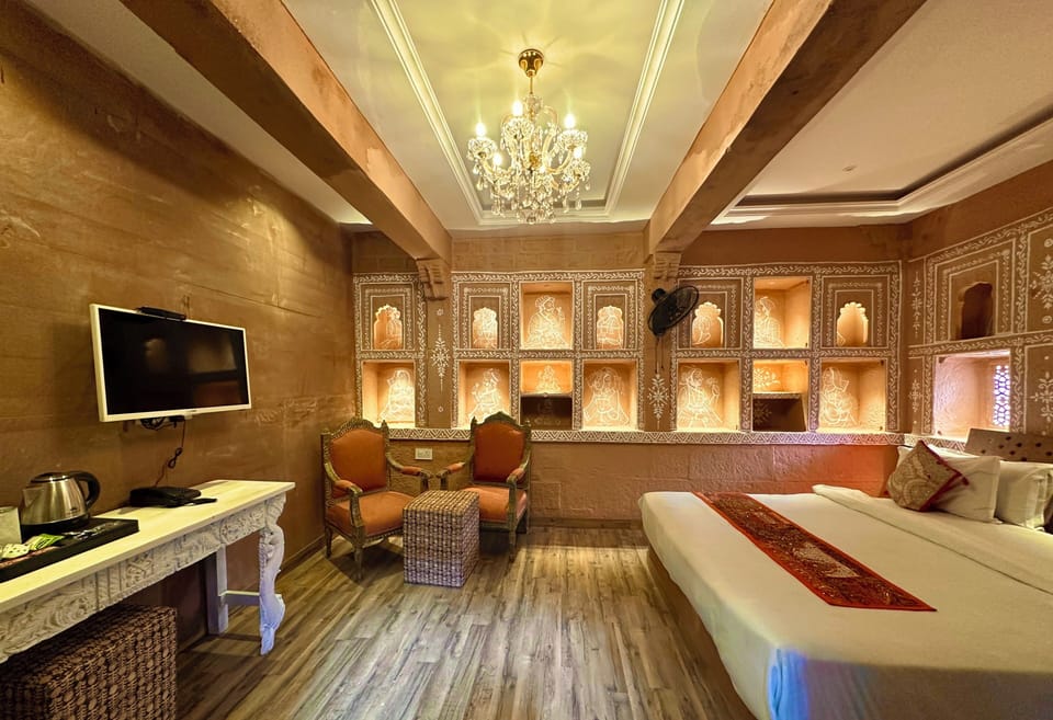 Heritage Mystique Room | In-room safe, desk, iron/ironing board (on request)