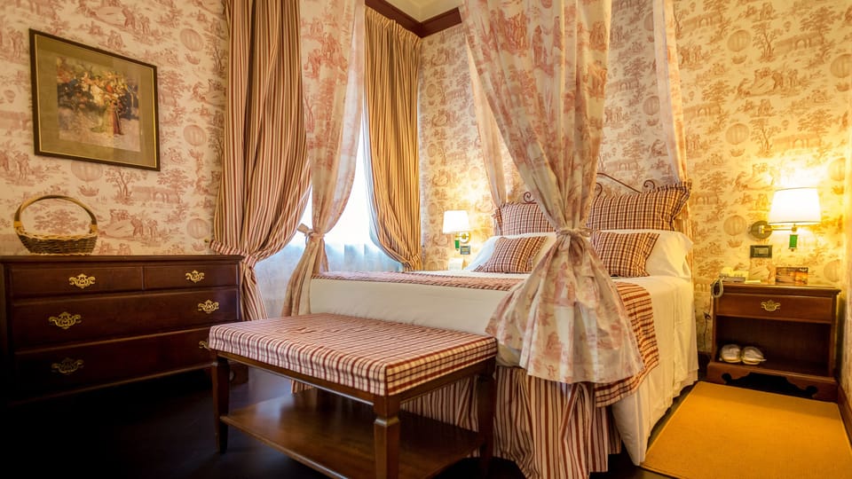 Frette Italian sheets, premium bedding, down comforters, pillowtop beds