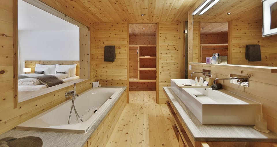 Suite, Terrace, Garden Area | Bathroom amenities | Free toiletries, hair dryer, bathrobes, slippers