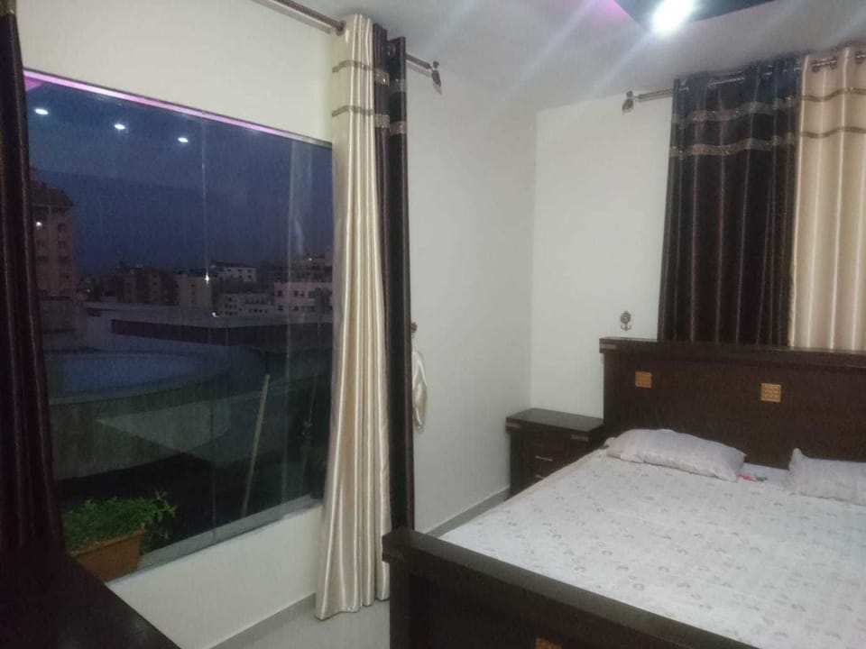 Apartment, 2 Bedrooms, Terrace | 2 bedrooms, blackout drapes, free WiFi