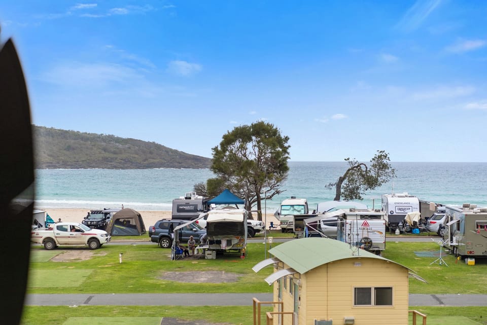 3 Bedroom Seaview Beach House | Iron/ironing board, WiFi (free), bed sheets