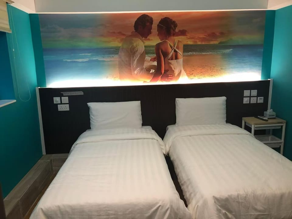Comfort Double Room | Iron/ironing board, free WiFi, bed sheets, wheelchair access