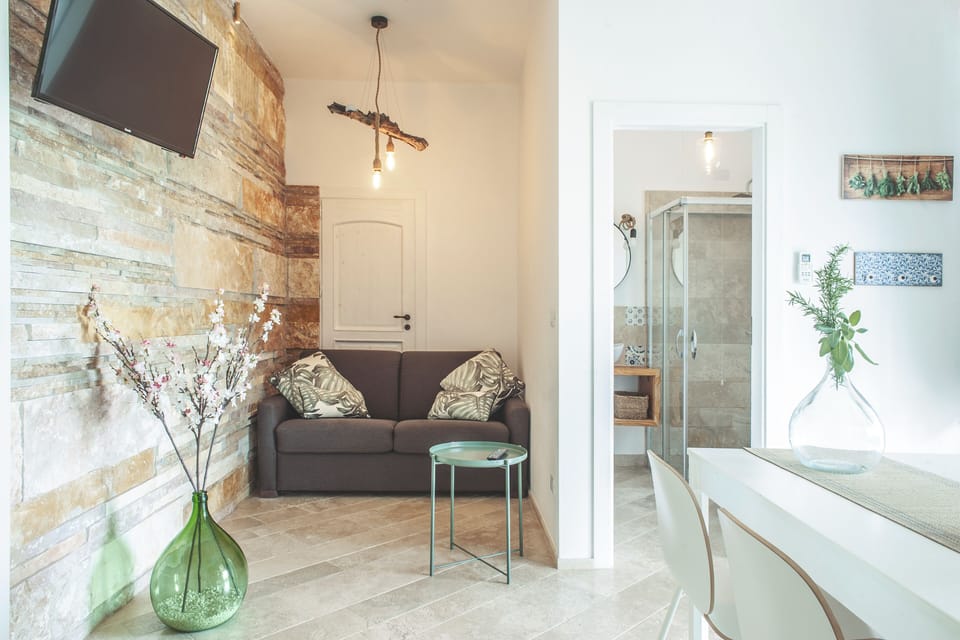 Apartment, Garden Area (Melograno) | Living area | 32-inch Smart TV with cable channels, TV