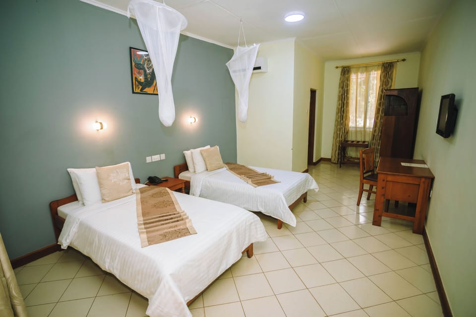 In-room safe, free WiFi, bed sheets