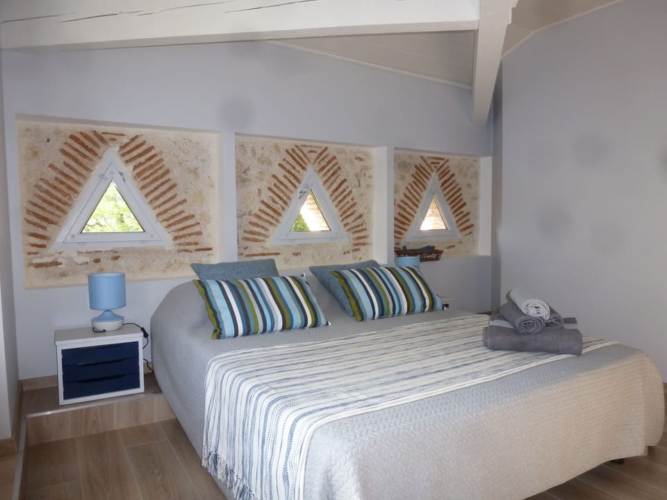Double Room (Myanne blue) | Premium bedding, blackout drapes, soundproofing, free WiFi