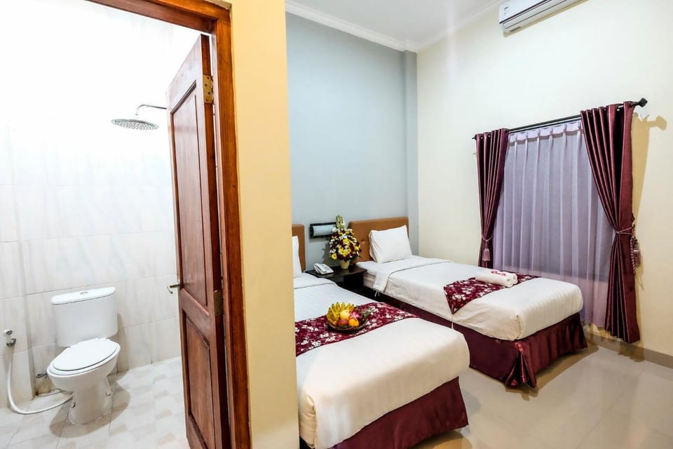 Desk, iron/ironing board, rollaway beds, free WiFi