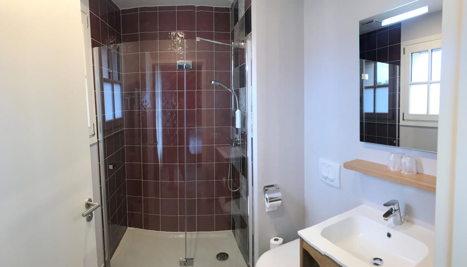 Comfort room (second floor without elevator) | Bathroom | Free toiletries, hair dryer, towels