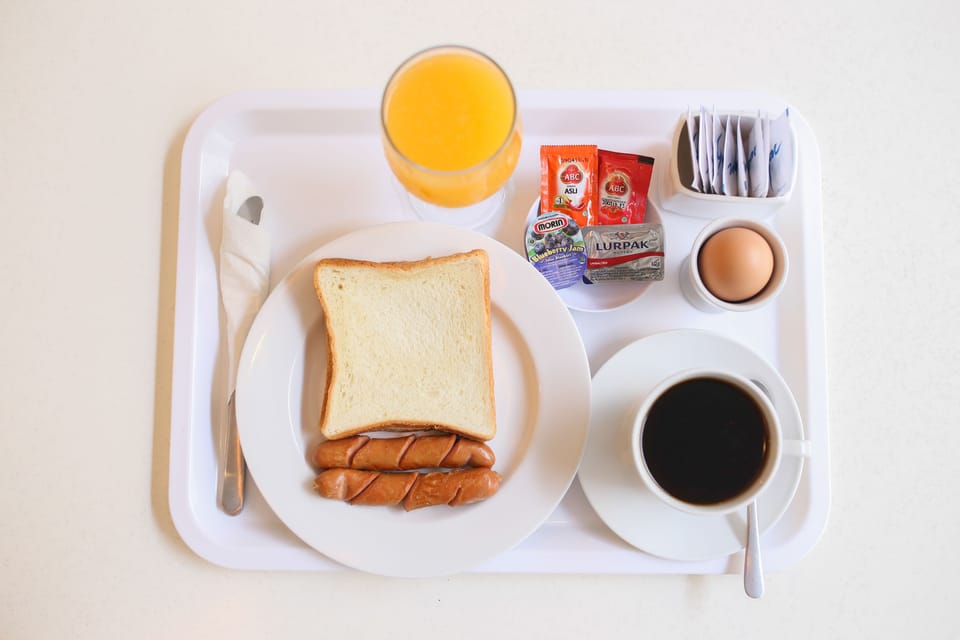 Daily cooked-to-order breakfast for a fee