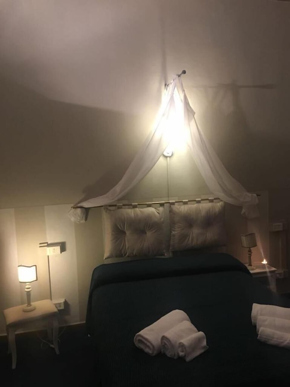 Rollaway beds, free WiFi