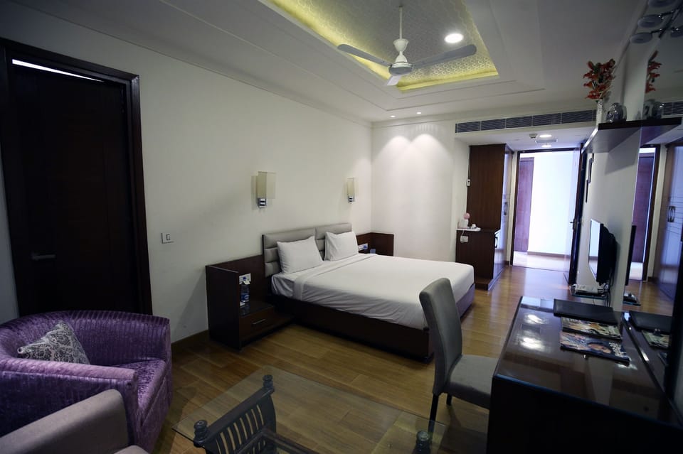 Rollaway beds, free WiFi