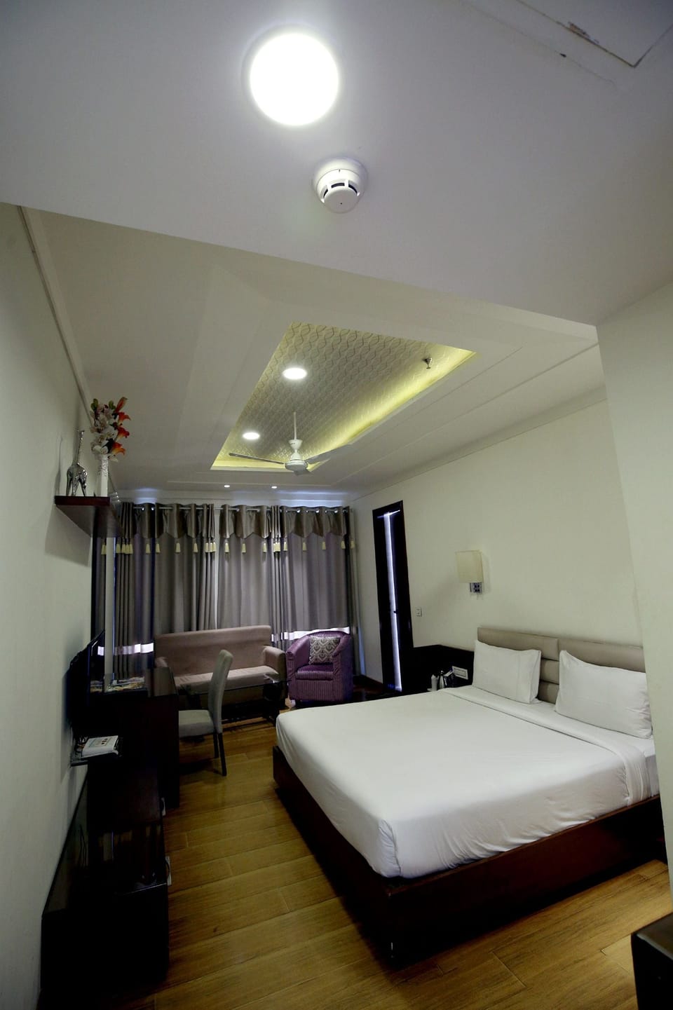 Executive Room | Rollaway beds, free WiFi