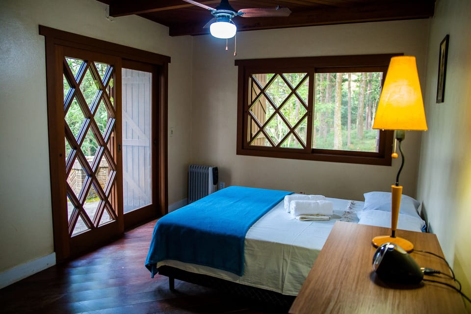 Standard Suite, Jetted Tub | Individually decorated, individually furnished, soundproofing