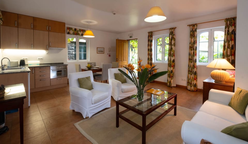 Cottage, 1 Bedroom | 1 bedroom, in-room safe, blackout drapes, iron/ironing board