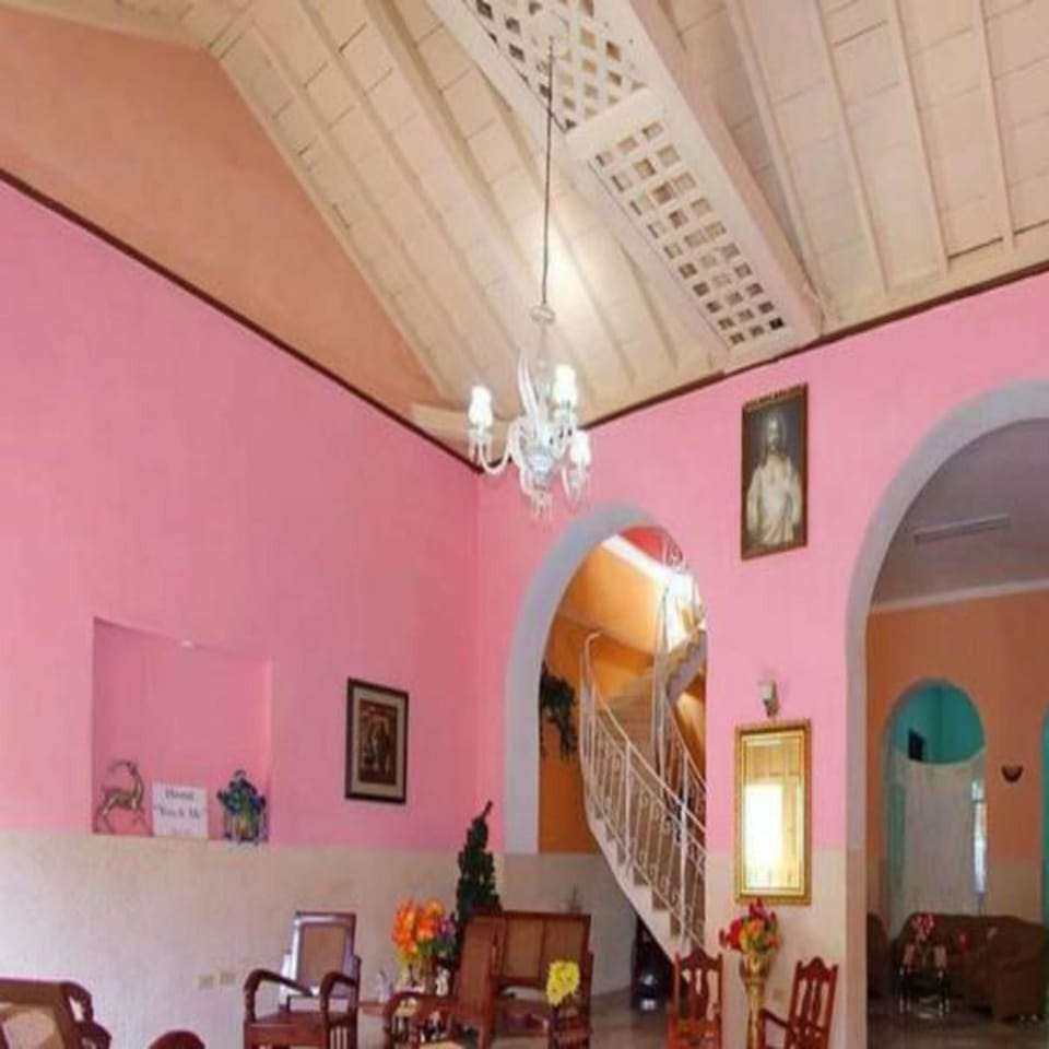 Hostal You & Me Bed and Breakfast in Trinidad